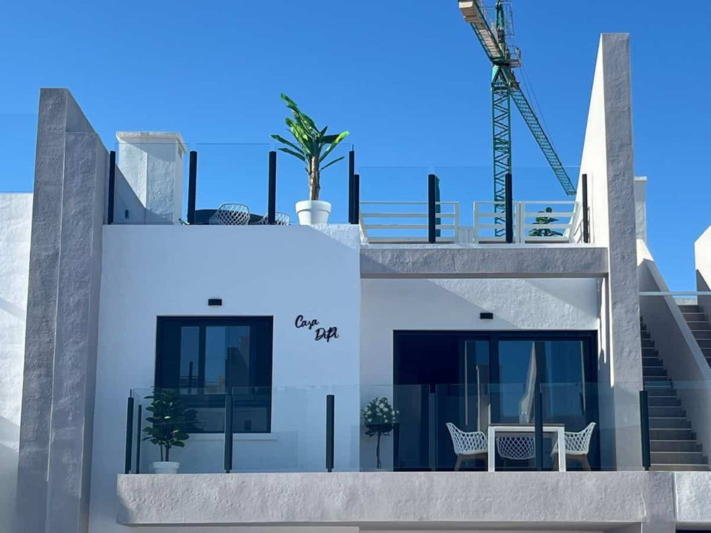 Metalen wandtekst op maat met de naam Casa Dipi
